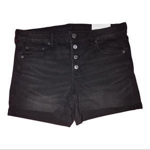 American Eagle  Low Rise Next level Stretch Shorts